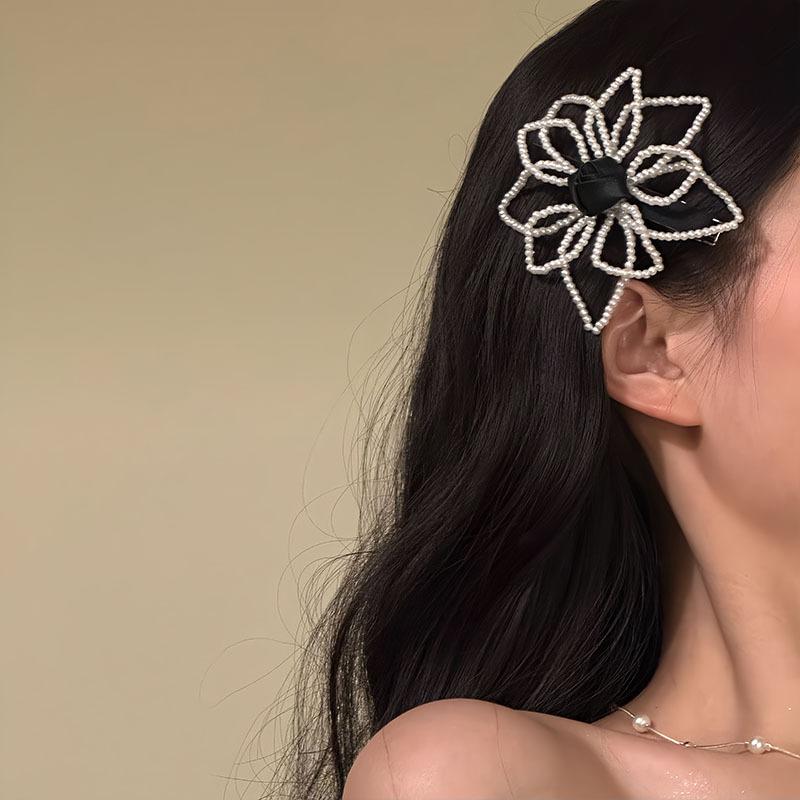 1pc Korean Pearl Large Flower Hair Clip, Women's Bangs Clip, Back of Head Hair Accessory, Girl's Edge Clip, Top Clip