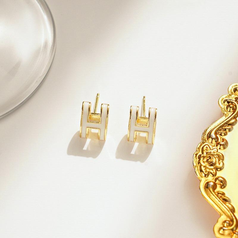 Minimalistische Stud Oorbellen met Letter H en Druipolie voor Dames Licht Luxe Mode Sieraden