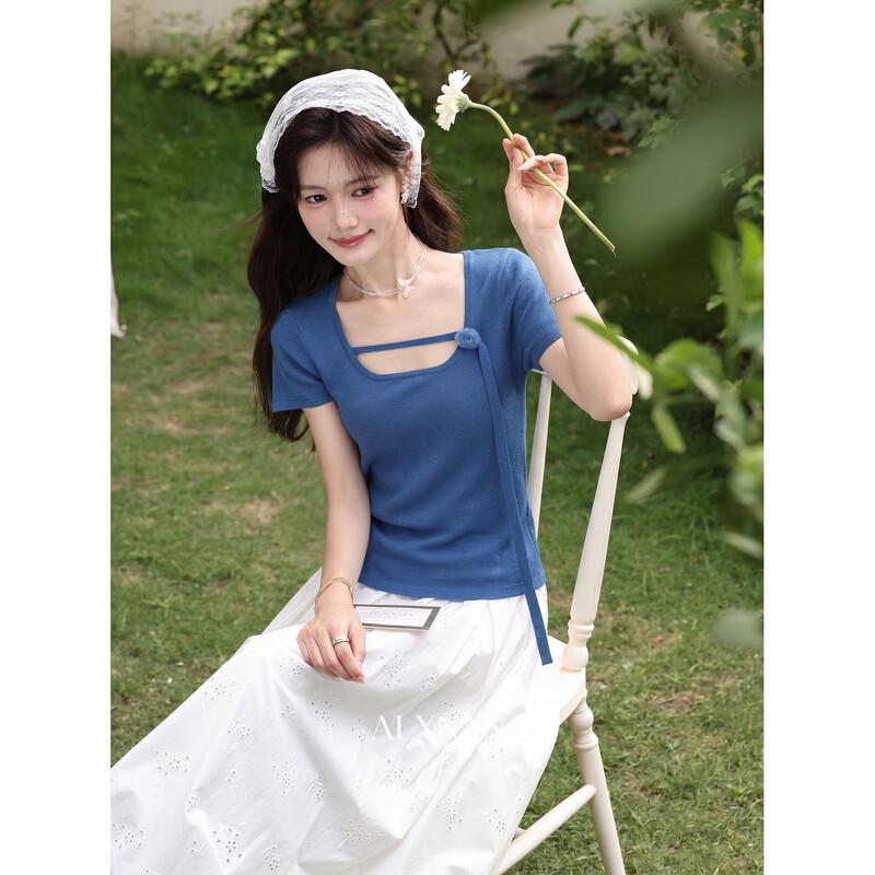 Women's Blue Slim Fit Short Sleeve Knit Top