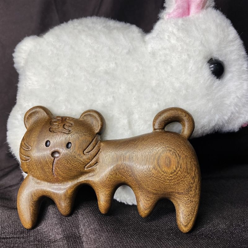 Vaje - Tiger Wooden Scalp Massage Comb