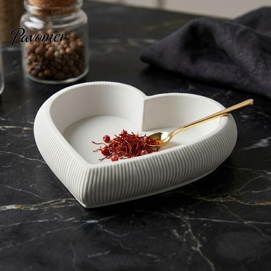 Necklace Storage Plate Heart Shaped Jewelry Tray, 3D Printed Ring Earring Holder, Accessory Organizer Romantic Desktop Trinket Dish for Dresser