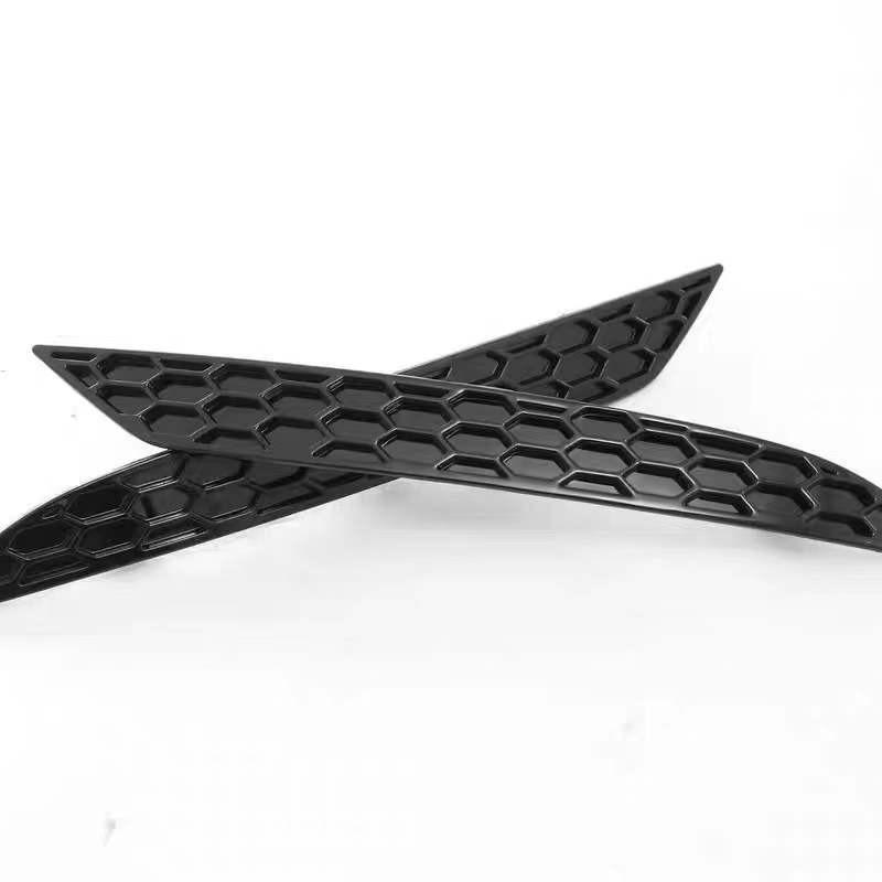 Golf 7-7.5 Rear Bumper Honeycomb Reflector Trim Panel Replacement