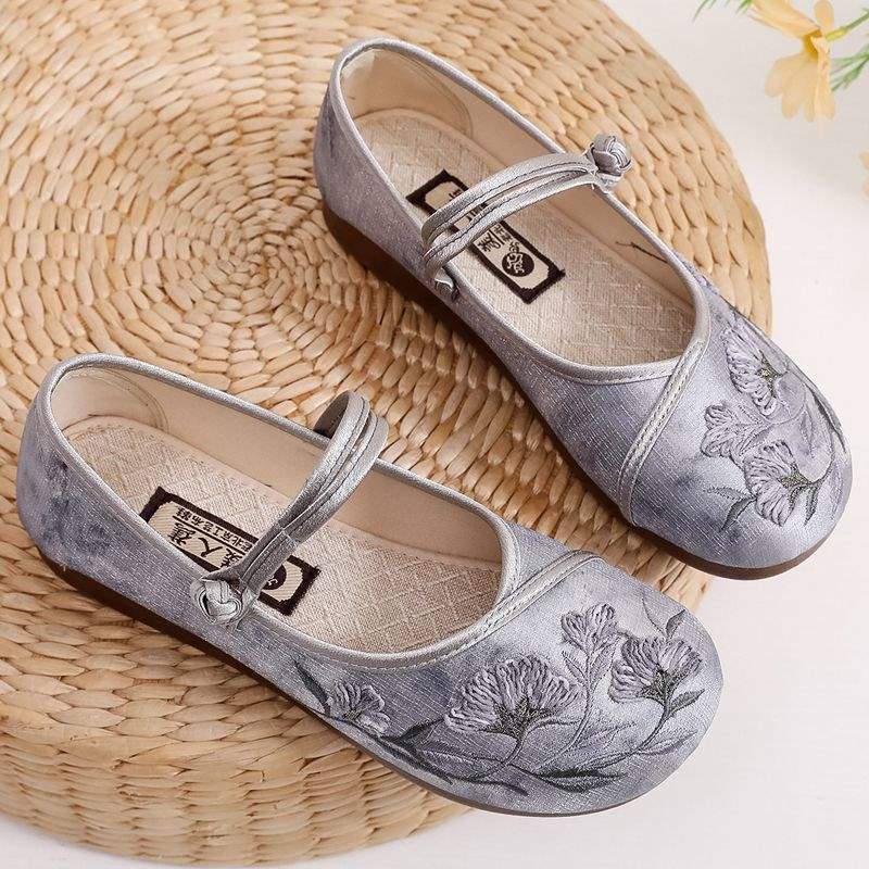 

Laobei cloth shoes women s shoes ethnic breathable flat-bottomed antique single shoes soft-soled new non-slip Hanfu mother embroidered shoes 40