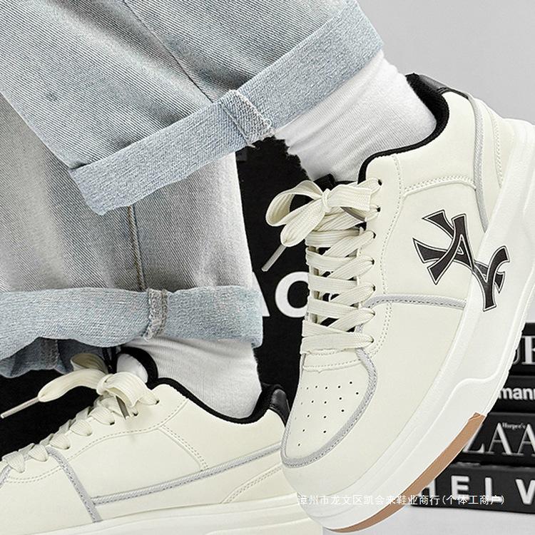Men's 2025 Niche Summer Breathable Anti-Odor White Thick-Soled Height-Increasing Casual Sneakers