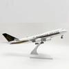 B747 Singapore Airlines 30CM Die-cast Airplane Model 747 Resin Model Plane with Stand Aviation Enthusiasts Desktop Gifts