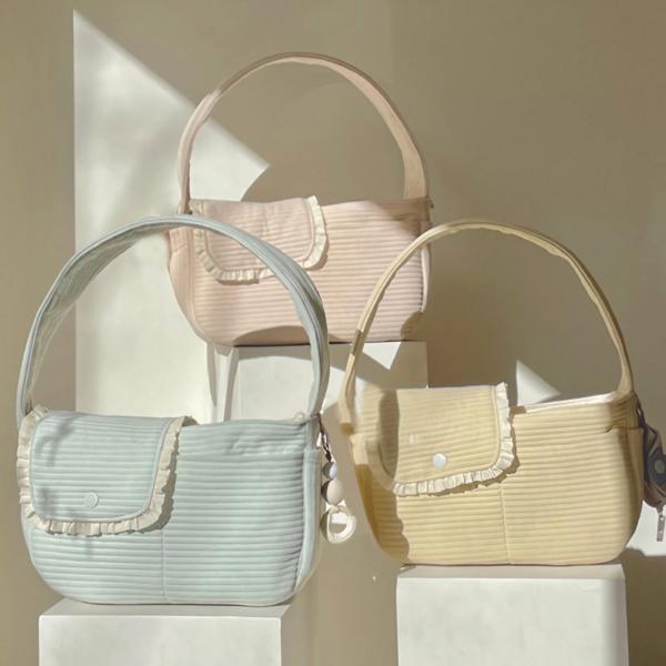 Daily Life Pet Dog Sling Bag Swaddle Carrying Bag Front Bag, Small, Pink, Korean Pet Shampoo