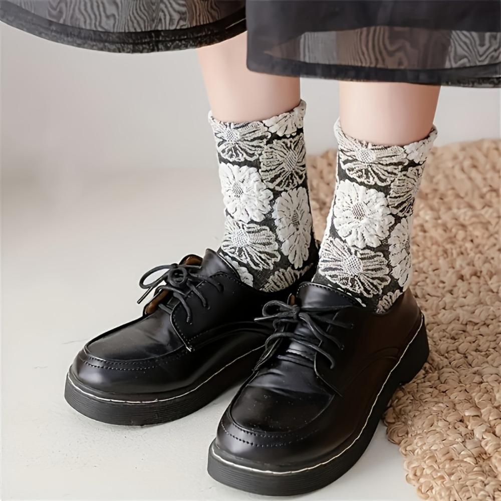Autumn and Winter 3 Pairs Vintage Textured Socks, Comfortable & Breathable Mid Tube Socks, Women's Stockings & Hosiery