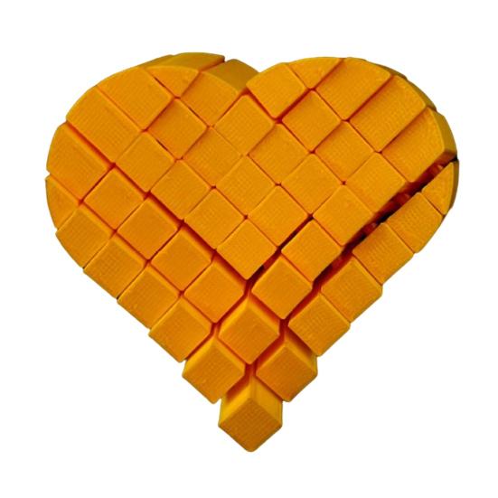 

Игрушка-сердце Fidget Toy 3D Printed Pixel Heart Sensory Toy Портативная стресс-игрушка золотистый