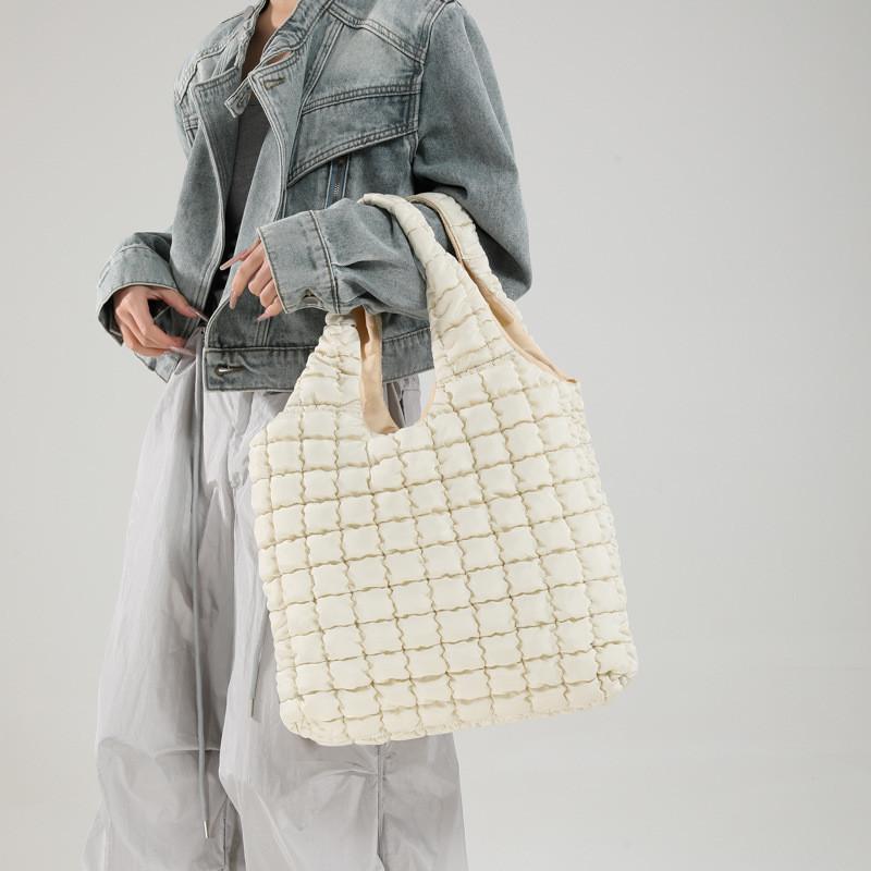 Chic Urban Minimalist Plaid Tote Bag For Women With Large Size And Unique Material