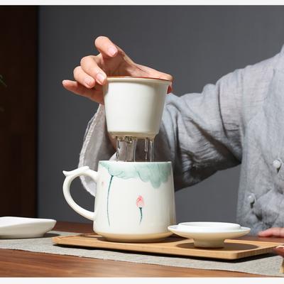 Celadon Hand - Painted Tea - Making Cup Fresh - Style Water Cup Ceramic Cup for Home and Office Use Tea - Filtering Cup