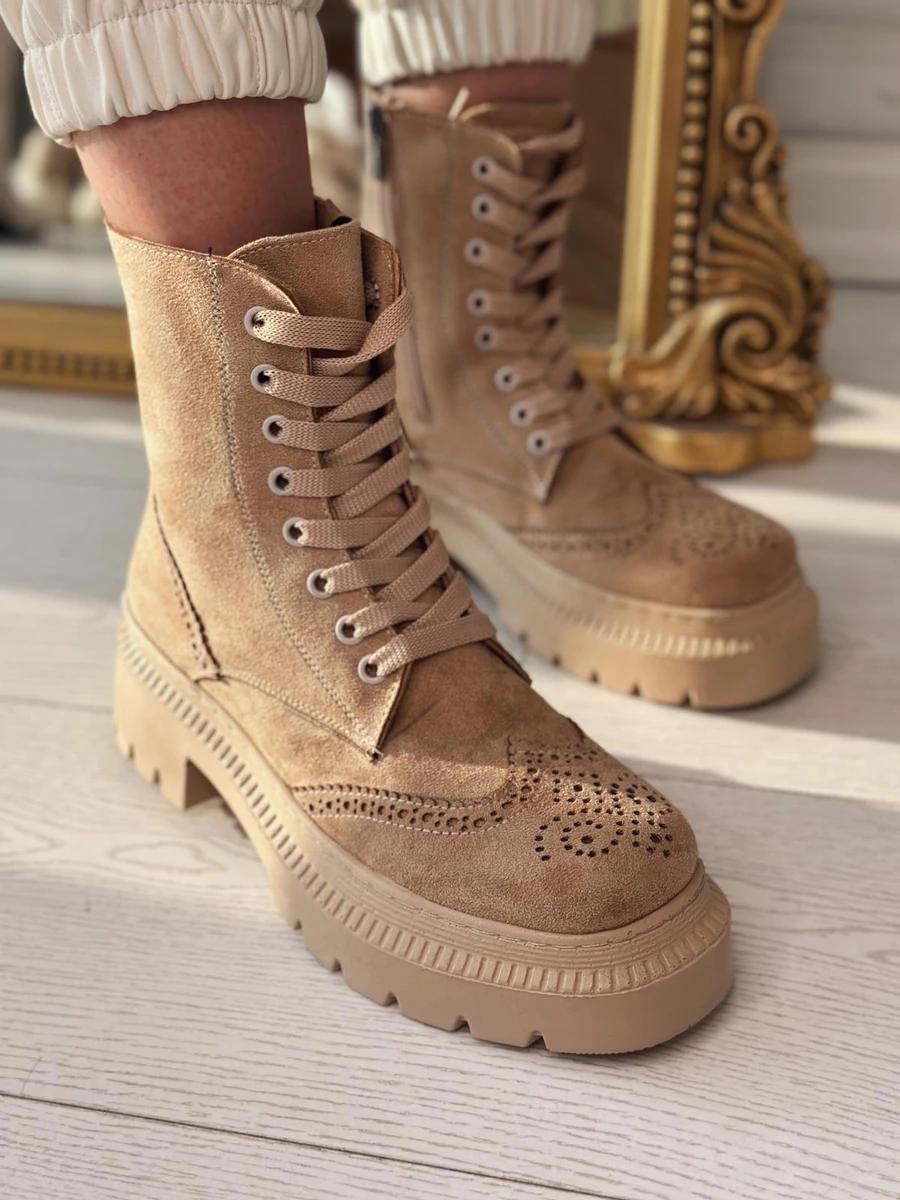 

Женские замшевые брюки Pante цвета верблюжьего цвета на толстой подошве