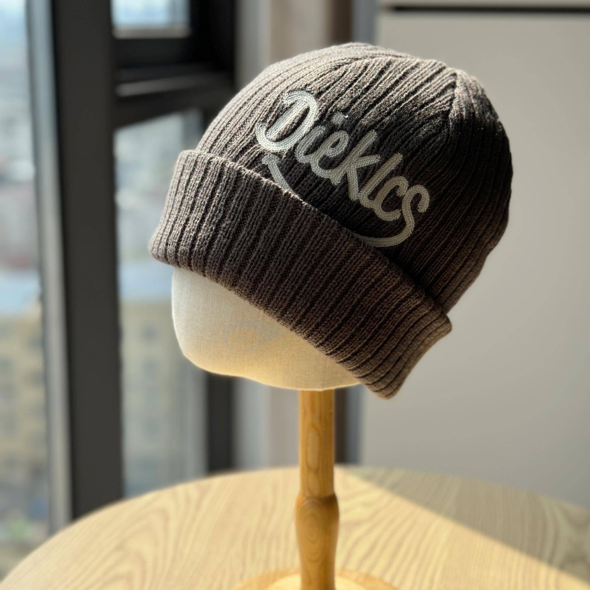 

Новая пара бордовая шерстяная шапка для женщин большая голова маленькое лицо зимняя холодная шапка утолщенная теплая вязаная шапка трендовая для мужчин one size