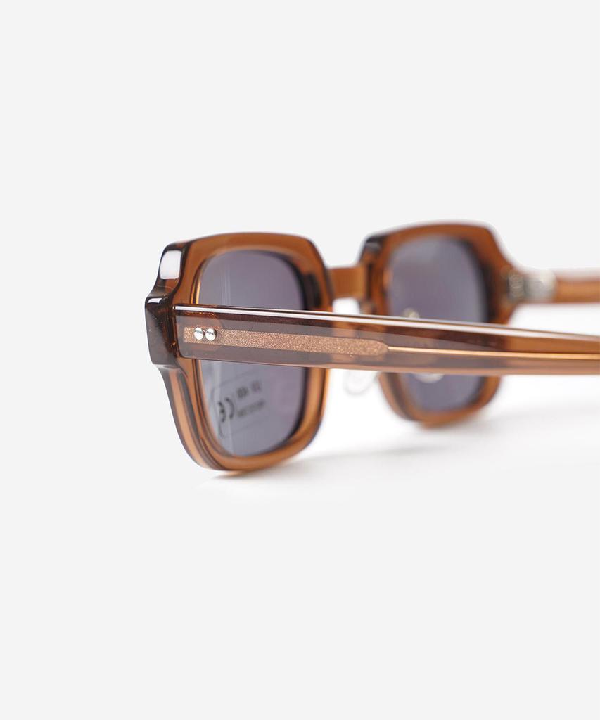 Waiemssielkeiwai Uss S9 Eyewear Frame - Frame : Brown / Lens : Gray