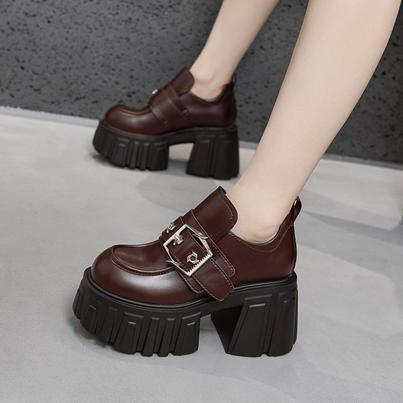 Platform-soled loafers women's British style 2025 spring new muffin versatile inner height-increasing women's shoes one-pedal small leather shoes