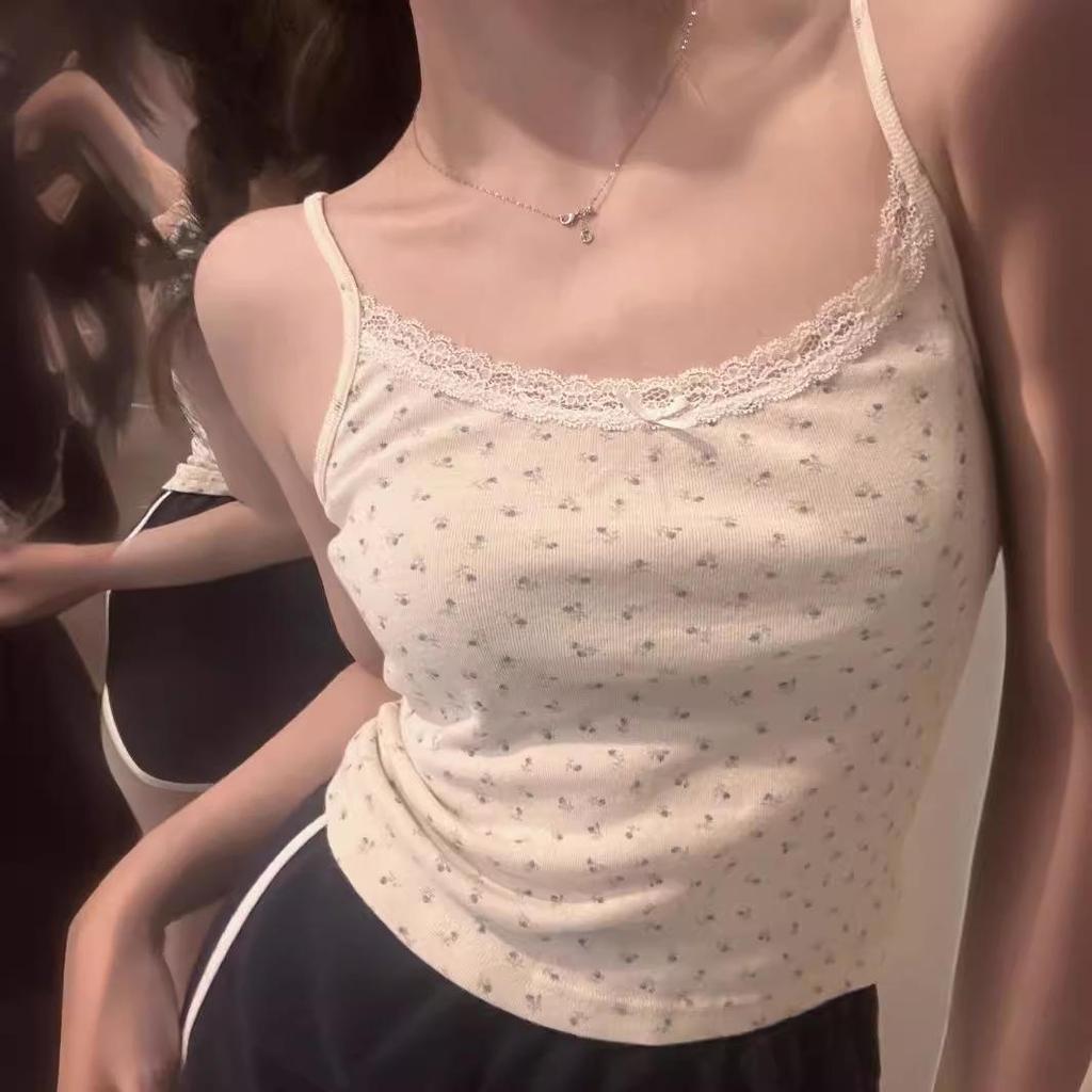 Women's Slim-Fit Floral U-Neck Cropped Top, Short-Sleeve Summer 2026 Design