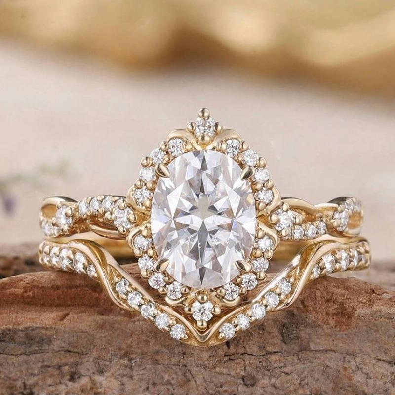 Attractive Gold Color Inlaid with White Stone Rings Set Round Flower Party Engagement Wedding Rings for Women Jewelry
