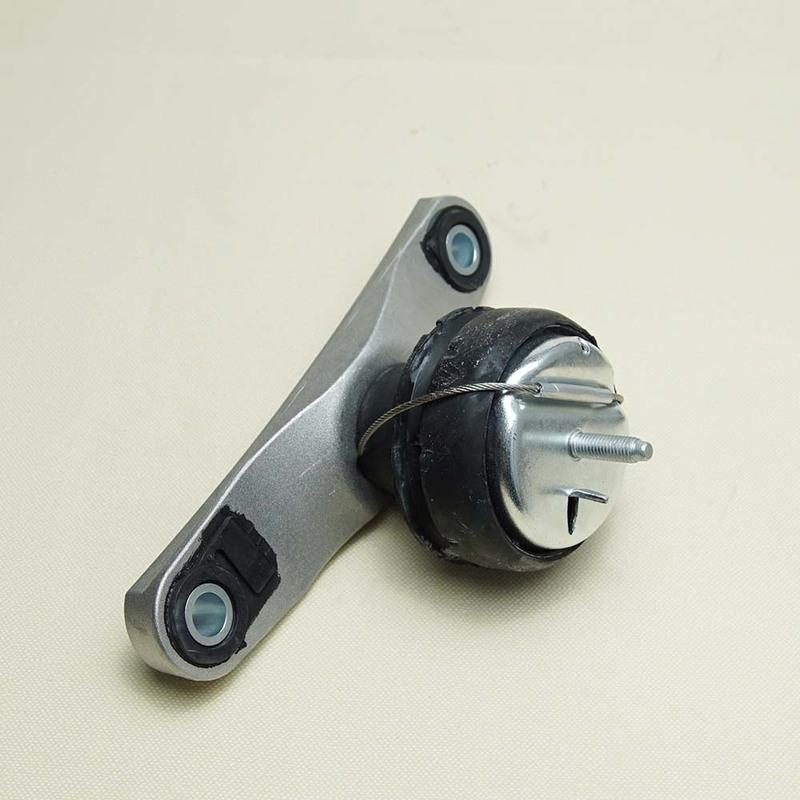 31359635 Automobile Engine mounting pad (right) For Volvo C30 S40 V40 V50 2006 2007 2008 2009 2010 2011 2012 31277073 Auto Part