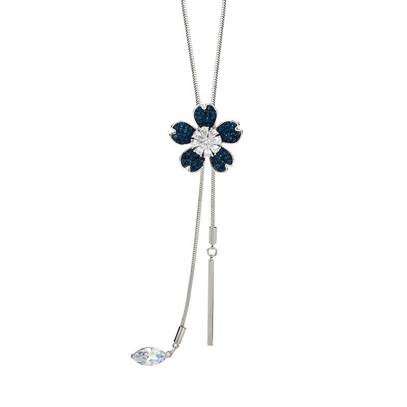 Flower Temperament Sweater Chain Women'S Autumn And Winter High Sense Adjustment Long Flower Necklace Fashion Trend