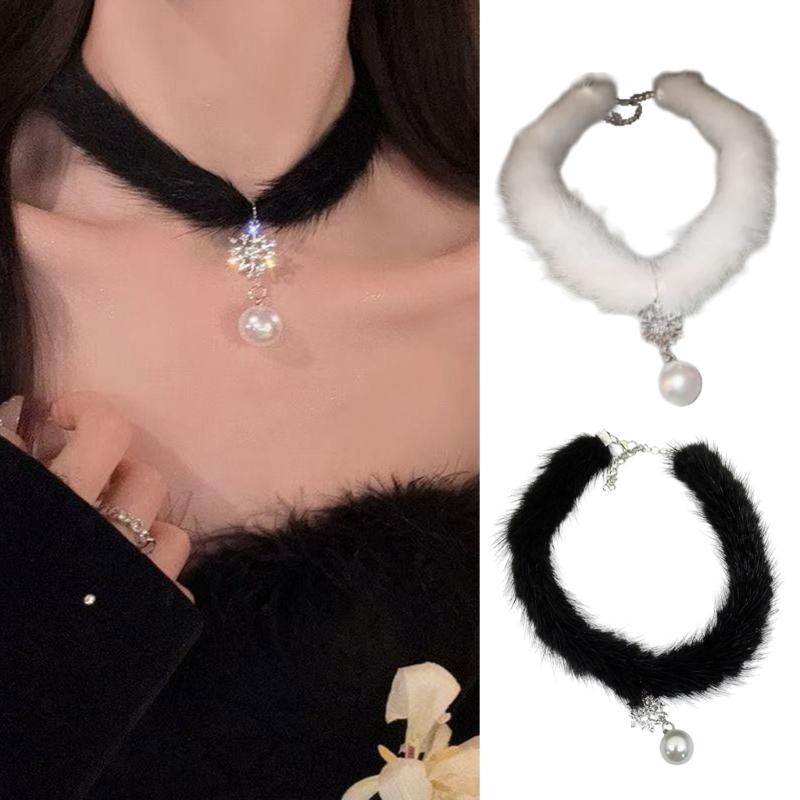 Soft Feather Snowflake Pearls Chokers Necklace Clavicle Chain Collarbone Chokers Party Club Fashion Jewelry