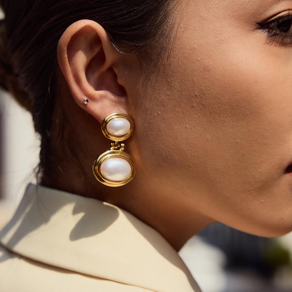 Yori Edelstahl Harz Perle Doppelt Oval Ohrringe Trendig Vielseitig Goldener Anhänger Frankreich Schmuck für Damen Wasserdicht