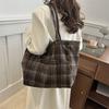 Luxurious Large Tote Bag For Women Stylish Plaid Design Perfect For Fall And Winter