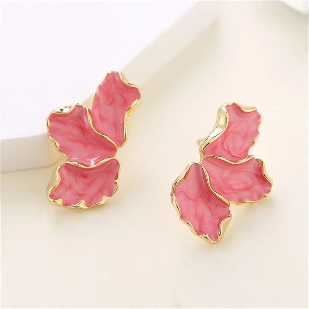 Metal Flower Cream Epoxy Earring Stud Women Fashion Gold Color Plating Irregular Post Earrings Heavy Design Statement Earrings