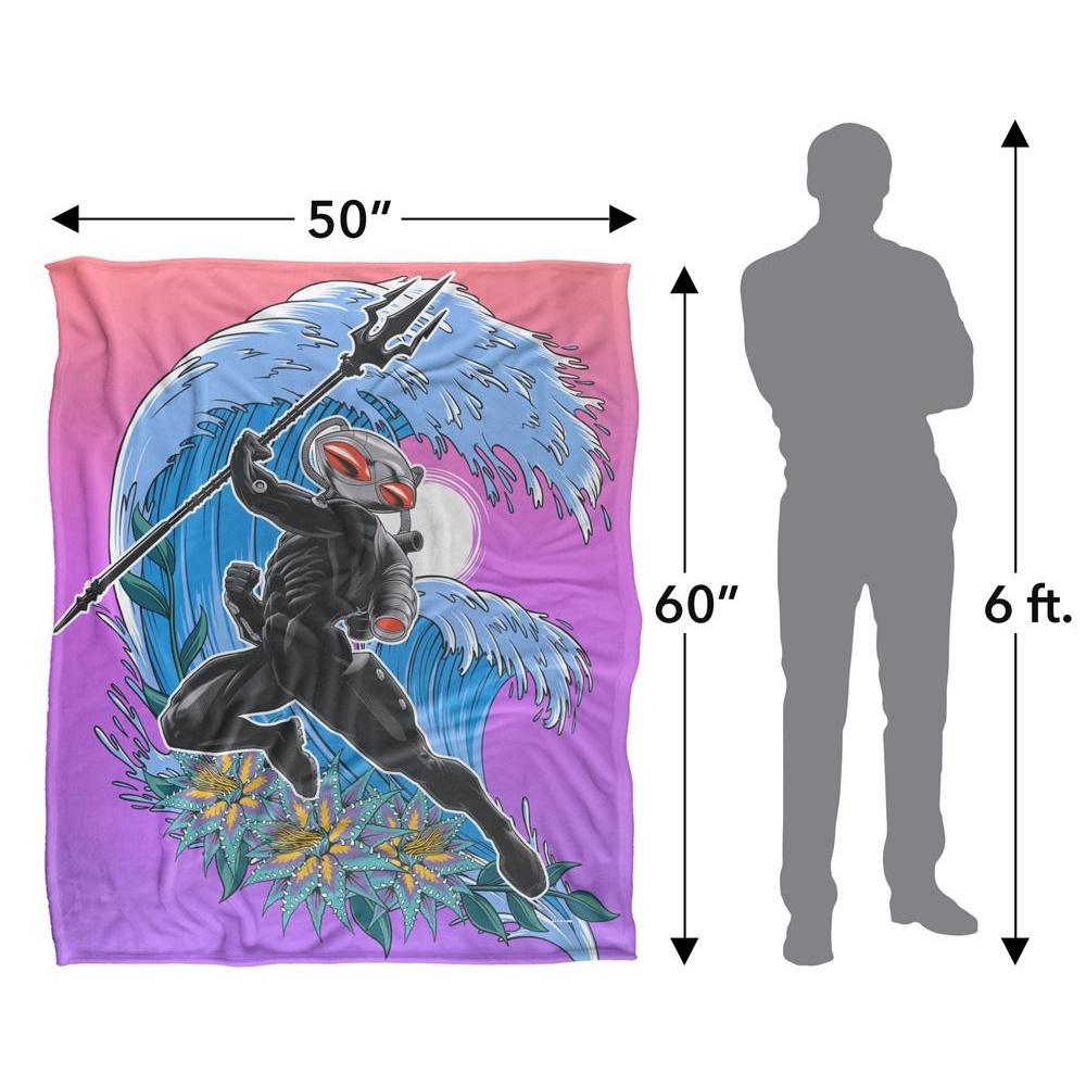 Aquaman Surf Black Manta Blanket