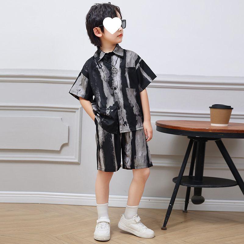Boys' Ice Silk Cool Streetwear: Trendy Summer Short Sleeve Two-Piece Set