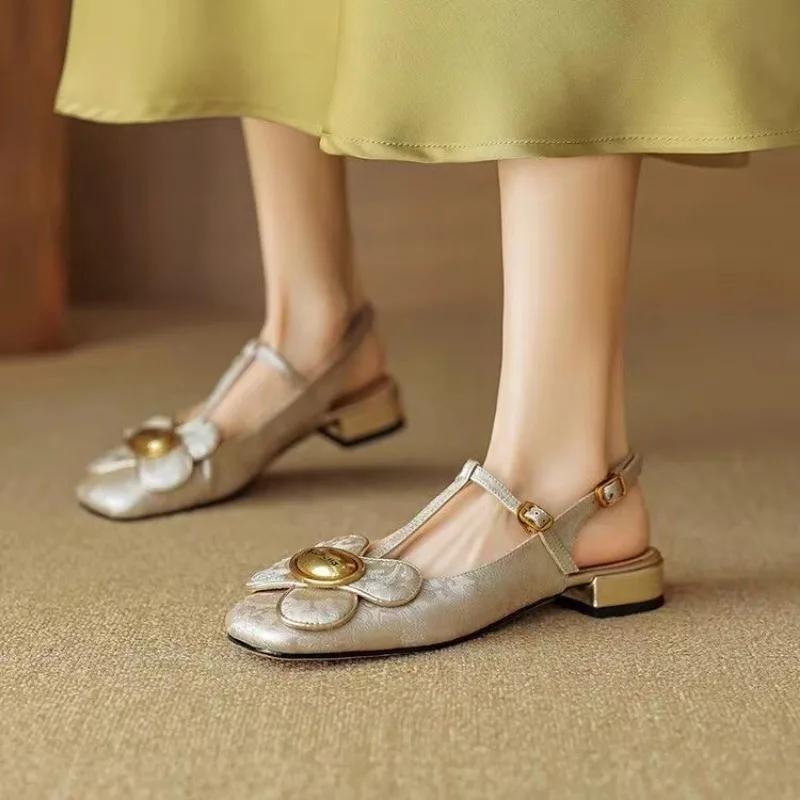 Fashion 2024 Hot Selling New Spring and Autumn Women's High Heels Women's Round Toe Low Heels Flower Mary Jane Shoes Sweet Women's Shoes