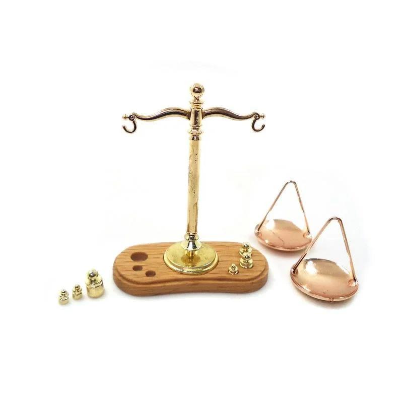 Neu 1Stk 1/12 Puppenhaus Miniaturzubehör Mini Waage Modell Spielzeug Dekoratives Modell Spielzeug für Deko Zubehör