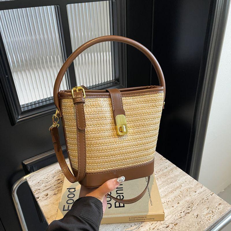 

Women s Summer Fancy Niche Style Crossbody Straw Woven Bag Khaki