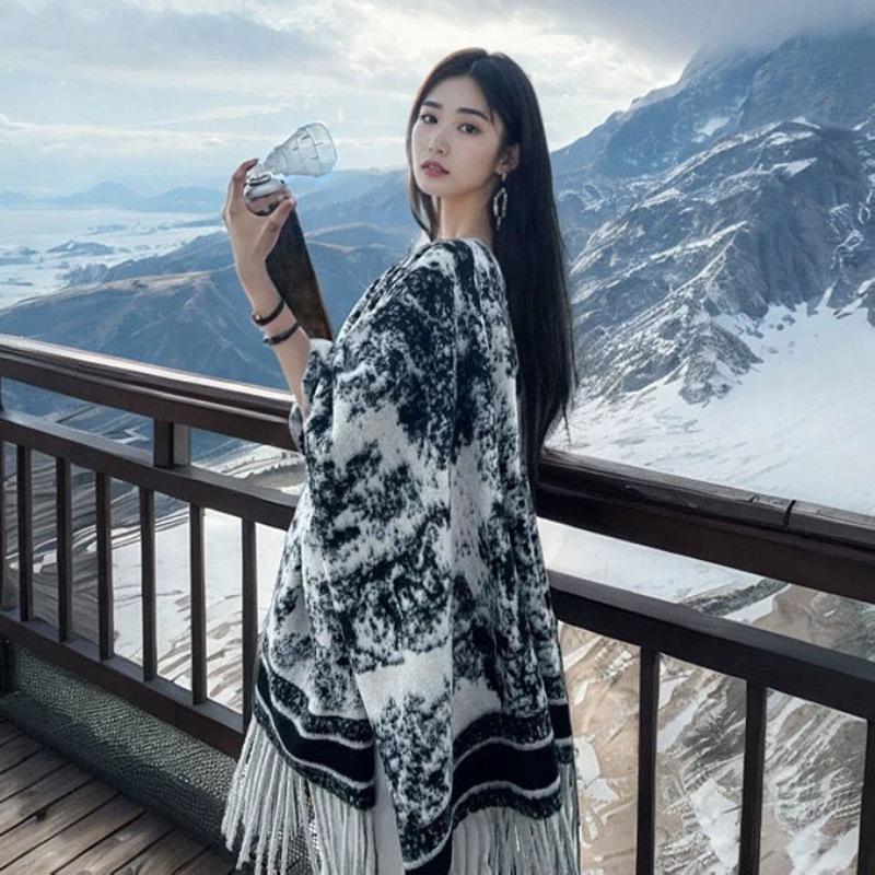 2025 Autumn New Chinese Fringed Ink Painting Shawl Women's Versatile Fashion Thickened Warm Cloak Scarf