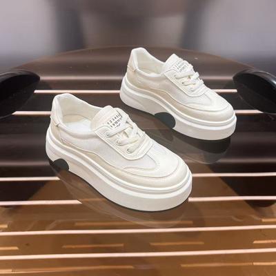 New Sports Lightweight Summer Niche Breathable Mesh Thick-soled Heightening Casual Board Shoes