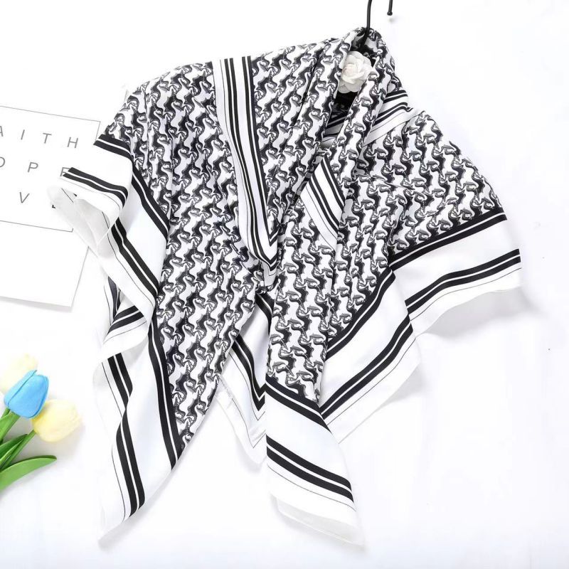 Versatile Shawl Animal Print Black And White Simple Large Square Scarf 90 * 90Cm Simulated Silk Twill Silk Women'S Silk Scarf