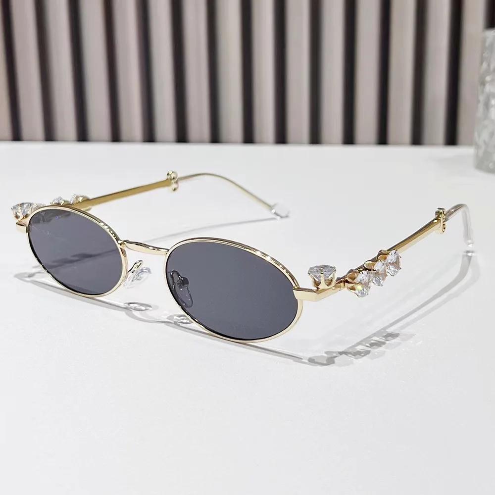 Oval Diamond Studded Glasses Frame Y2k Punk Sunglasses Bling Eyewear UV400 for Women Men Retro Metal Frame