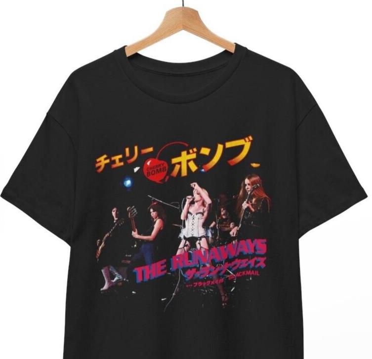 The Runaways Live in Japan T-Shirt, All Female Rock Band, Sandy West, Unisex Tee XXXL