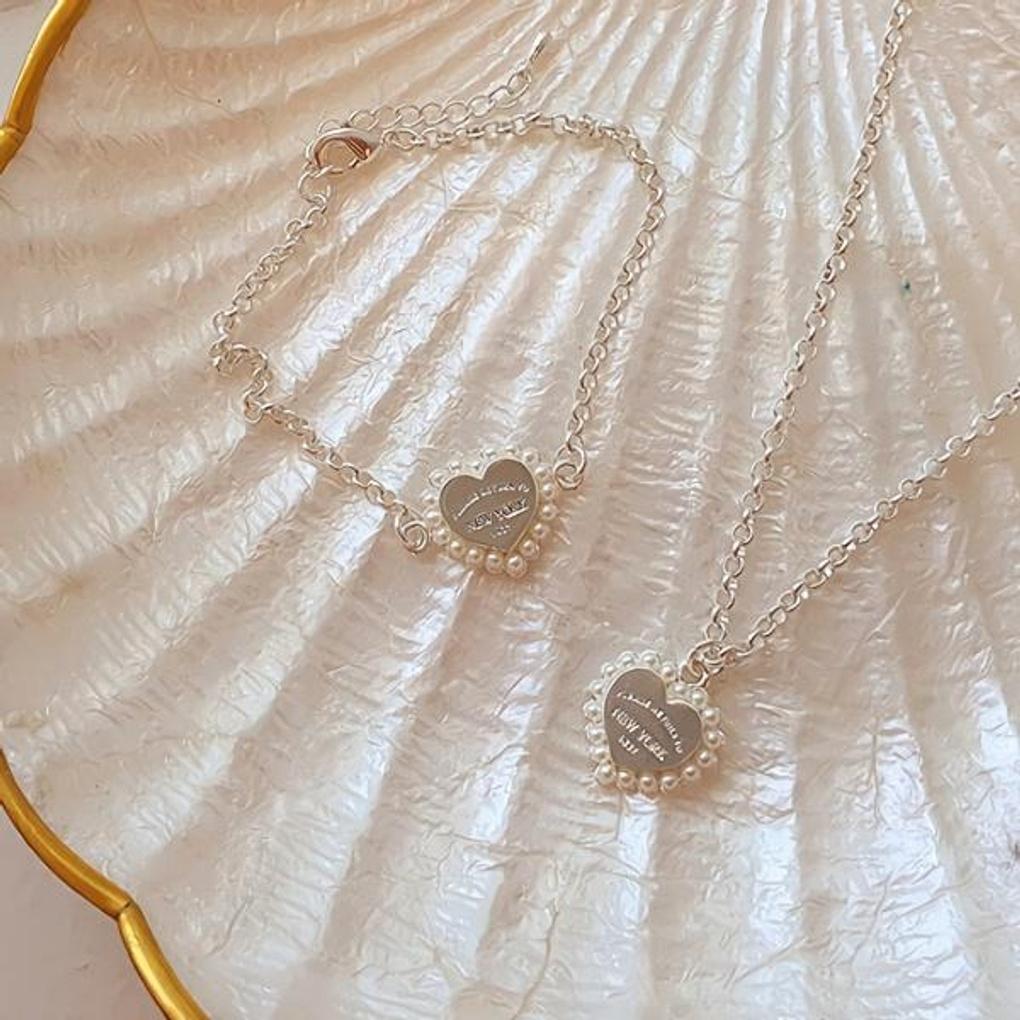 Women's Daily New York Rounded Heart Bracelet