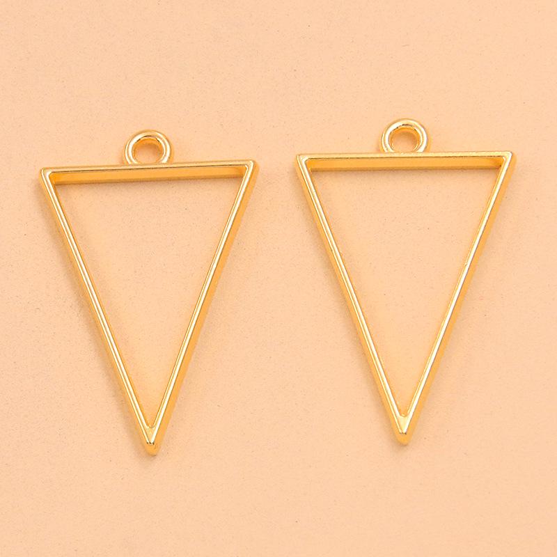 16 Styles Gold-Tone Alloy Jewelry Pendants: Moon, Round, Heart, Charms, and Hollow Frames