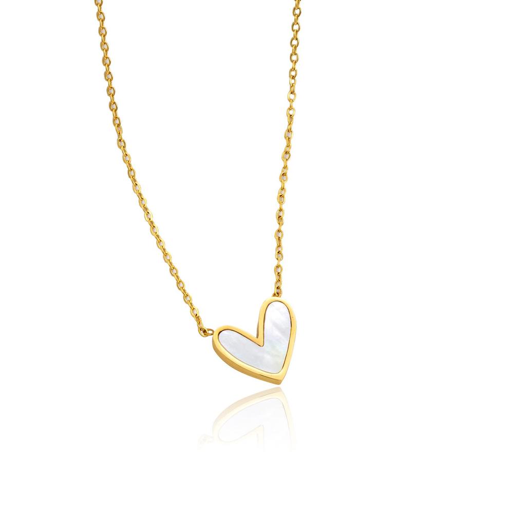 Heart-Shaped Black & White Shell Titanium Necklace & Earrings for Women - Elegant Design