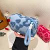 Summer New Largecapacity Portable Sweet and Cute Girl Love Small Square Bag Plush Handbag
