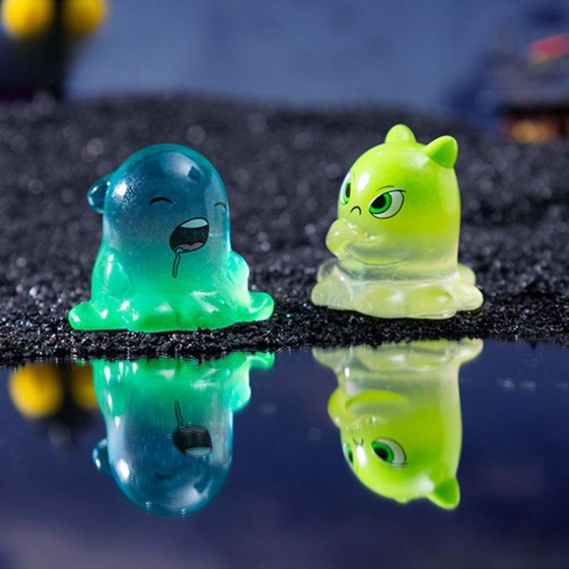 5PCS Fashion Shoe Charms for Halloween Set Accessories Hole Shoe Buckle Cute Rainbow Monster Doll DIY 3D Shoes Decorations Gift