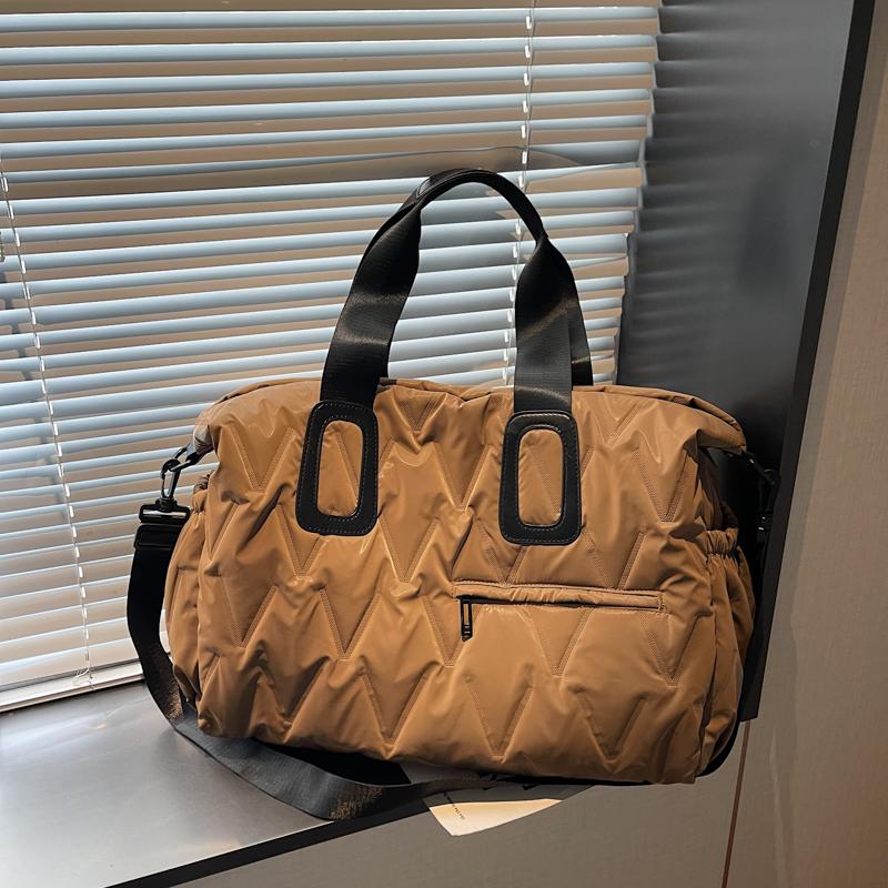 Modische Damen-Reise-Tragetasche, Großes Fassungsvermögen, Winterliche Damen-Handtasche, Geeignet für Sport Yoga, Reisen, Tägliche Reise,