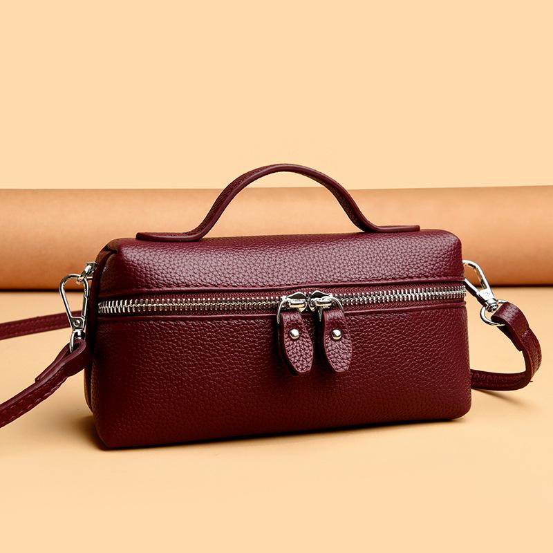 New Fashionable Versatile Women's Shoulder Bag High-end Commuter Women's Messenger Bag Women's Bag