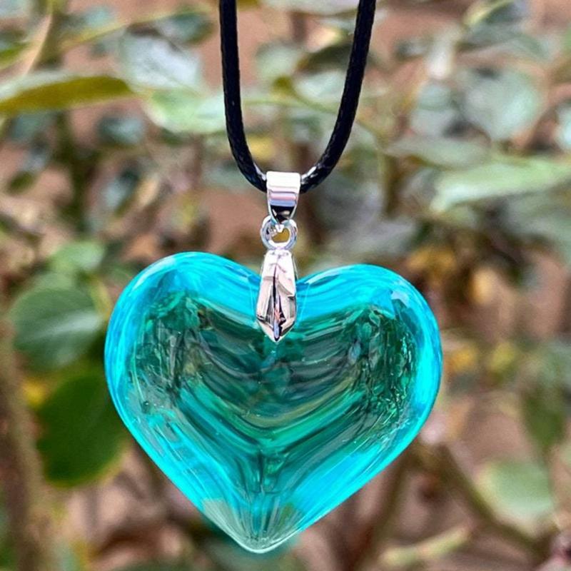 Koreanische Mode Lederseil Halskette Damen Verstellbar Elegant Glas Liebesherz Anhänger Choker Schmuck Weihnachtsgeschenk