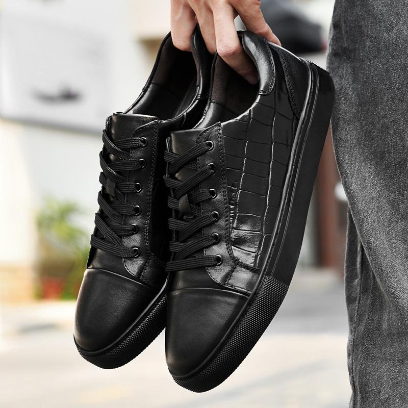 Mode Echtes Leder Herren Sneaker Stilvolle Formelle Skateboard Schuhe Freizeitspaziergang Männlich Tenis Masculino Neu Bequem Einfache Laufschuhe