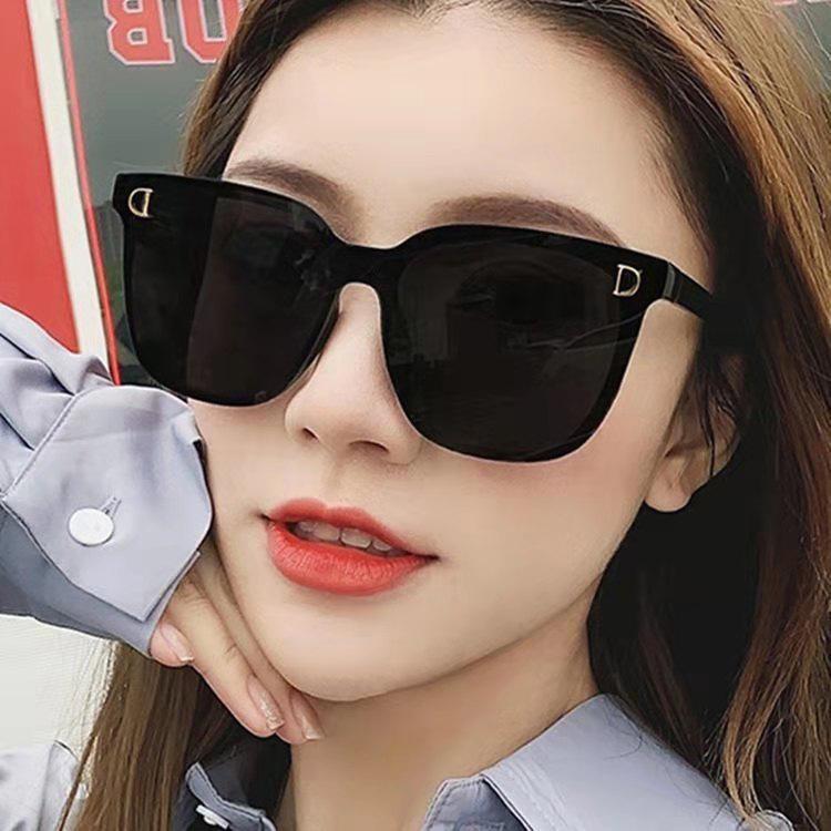 Stylish Pink Women's Sunglasses: UV Protection, Popular New Design, Slimming Large Face Fit