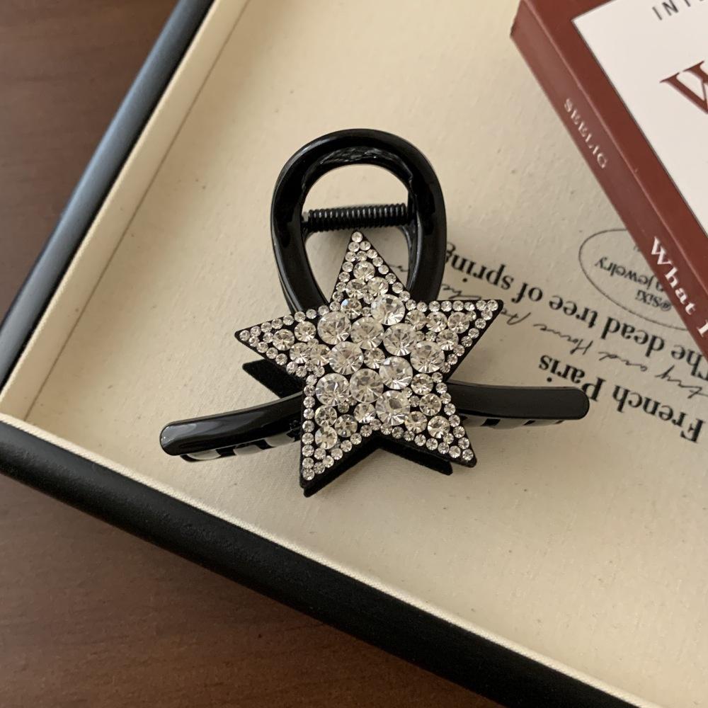 

Full of diamonds, hairpins, back of the head, grab clips, simple temperament, disc hair, shark clips, hair accessories ins wind