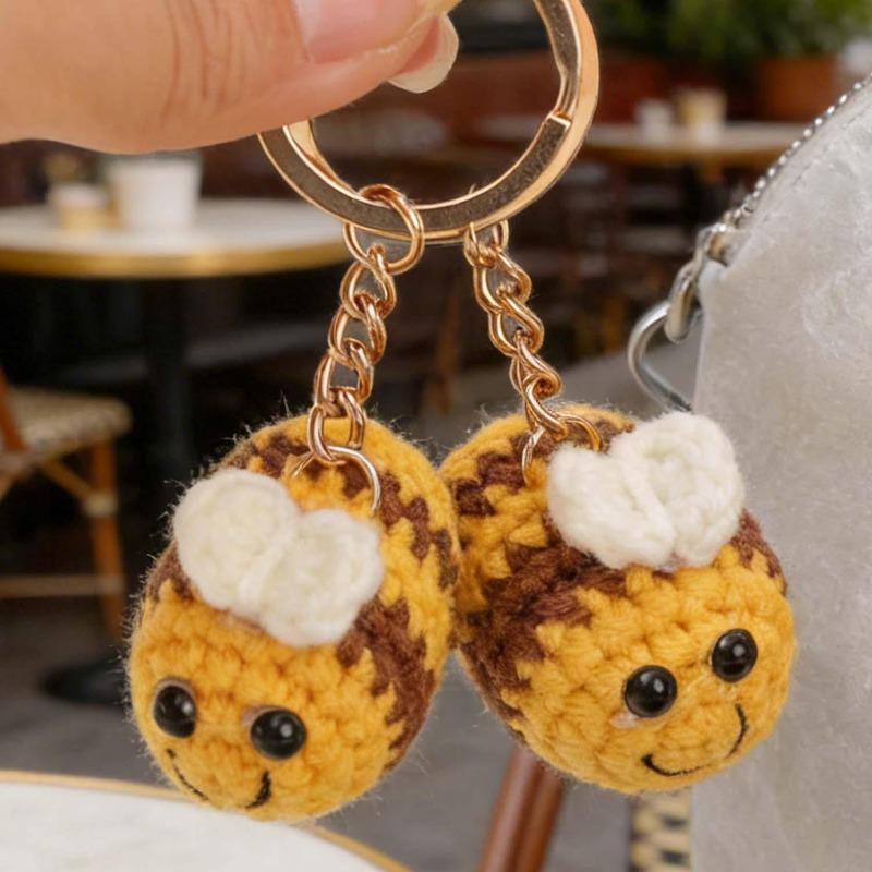 5pcs Fashion Woolen Knitting Little Bee Keychain DIY Handmade Bag Pendant Keyring for Friend Gifts Cartoon Cute Animal Key Chain