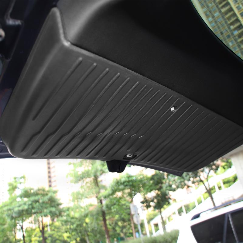 Full-Coverage Tailgate Protection Panel for Tesla Model Y, a Complete Trunk Door Modification Accessory.