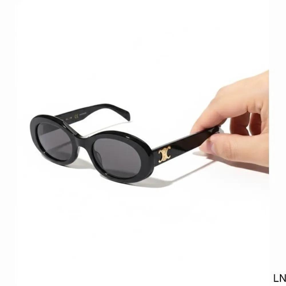 

CELINE Triomphe 01 Acetate Sunglasses Black